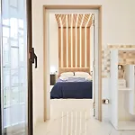 Nicolai Lounge Loft * Bari