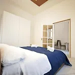 Nicolai Lounge Loft Apartment