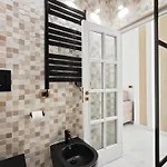 Nicolai Lounge Loft * Bari