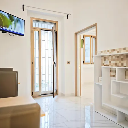 Nicolai Lounge Loft * Bari