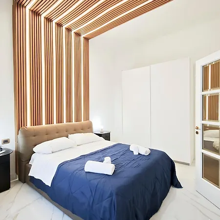 Nicolai Lounge Loft * Bari