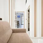 Nicolai Lounge Loft * باري