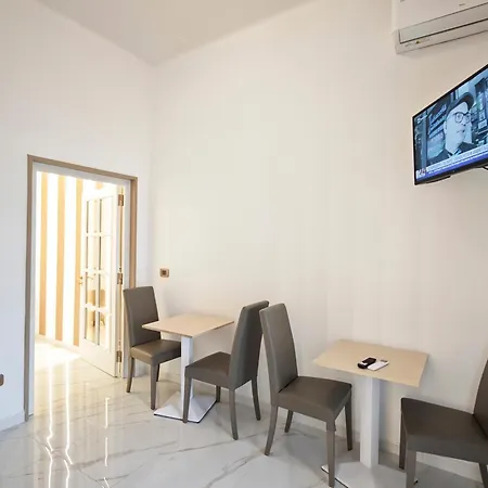 Nicolai Lounge Loft Daire Bari