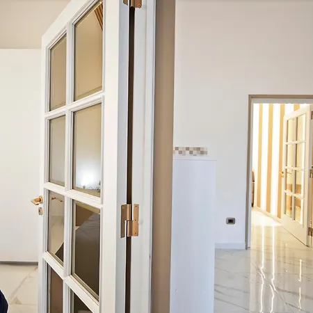 Nicolai Lounge Loft דירה