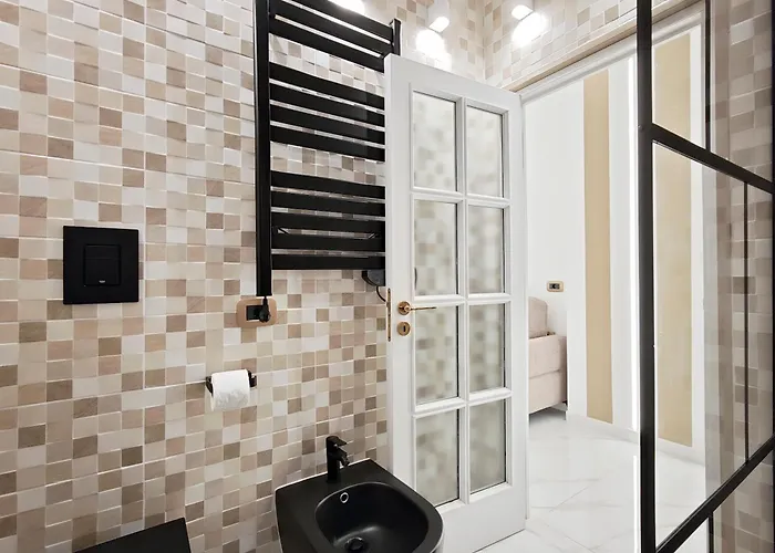 Nicolai Lounge Loft * בארי